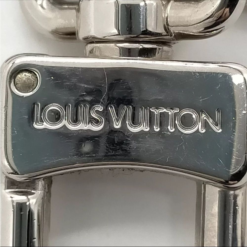 Authentic Louis Vuitton Pink Whisper Very Bag Charm Key Holder Preloved - Picture 3 of 10